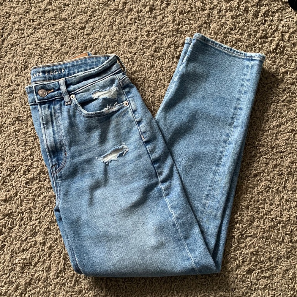 American eagle straight mom jeans